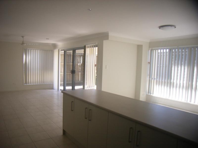 22 Treetop Place, Manly West QLD 4179