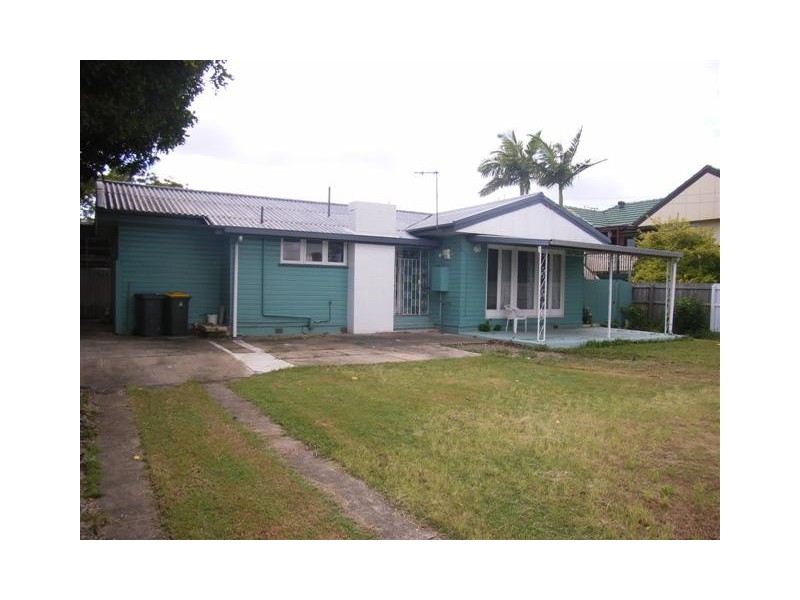 708 Old Cleveland Rd, Camp Hill QLD 4152