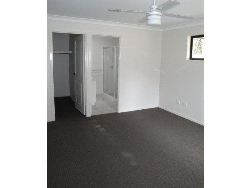 25 Sasha Place, Wynnum West QLD 4178
