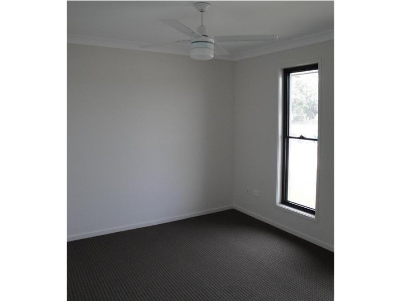 25 Sasha Place, Wynnum West QLD 4178