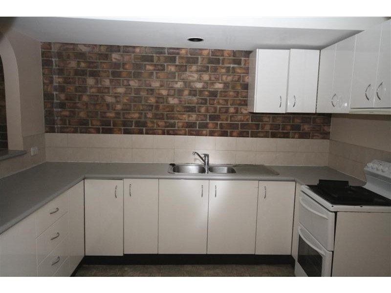 2/50 Beverley Street, Morningside QLD 4170