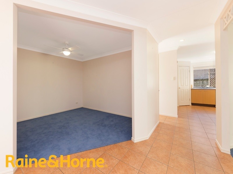 13 Raphael Place, Mackenzie QLD 4156