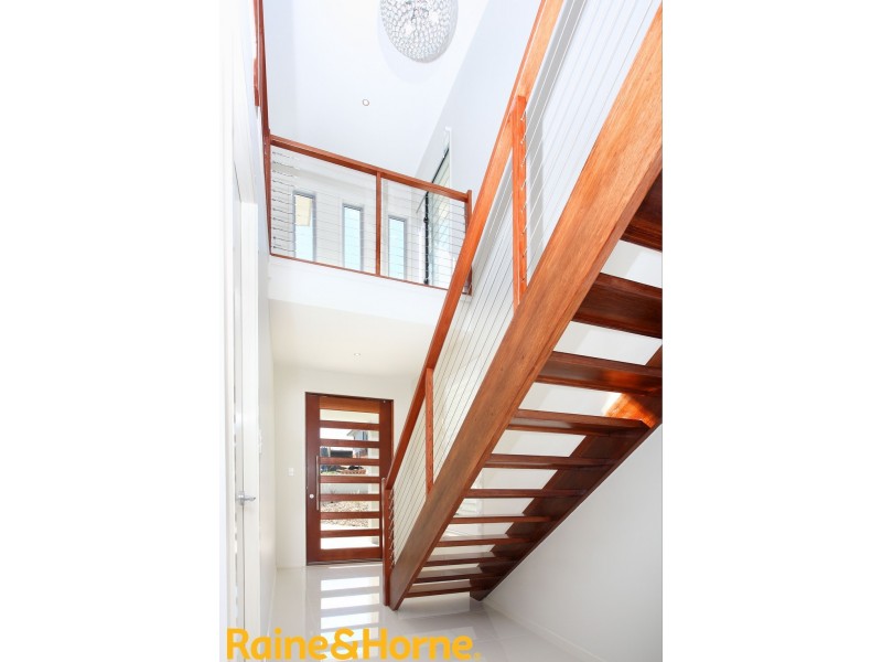 13 Brisbane Avenue, Camp Hill QLD 4152