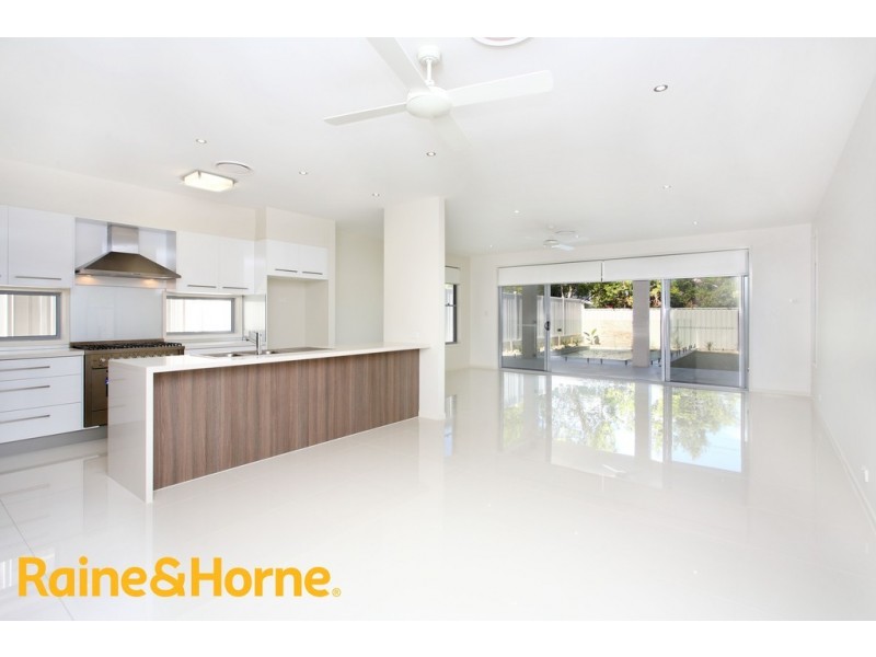 13 Brisbane Avenue, Camp Hill QLD 4152