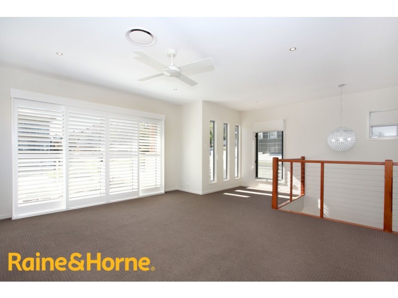 13 Brisbane Avenue, Camp Hill QLD 4152