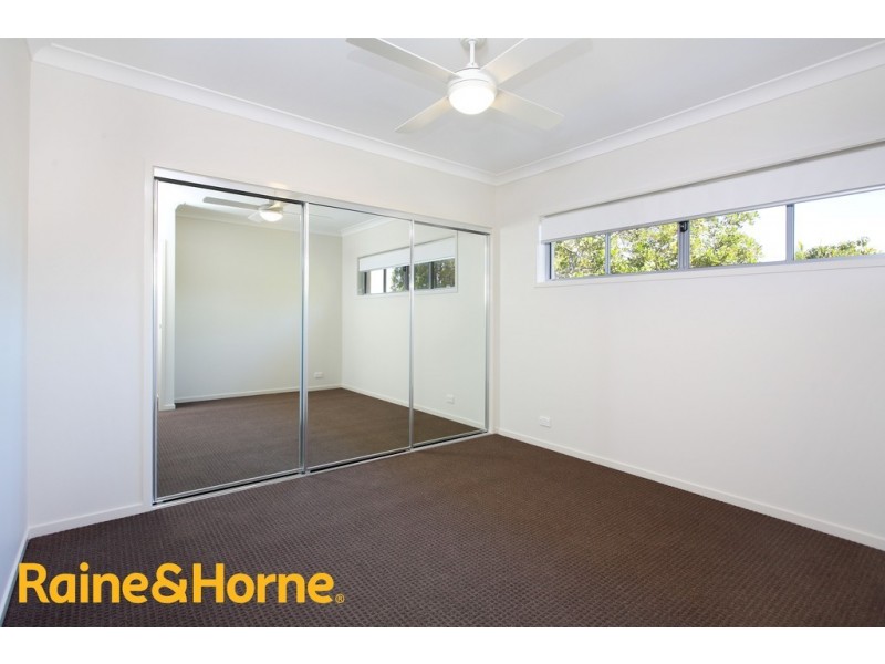 13 Brisbane Avenue, Camp Hill QLD 4152