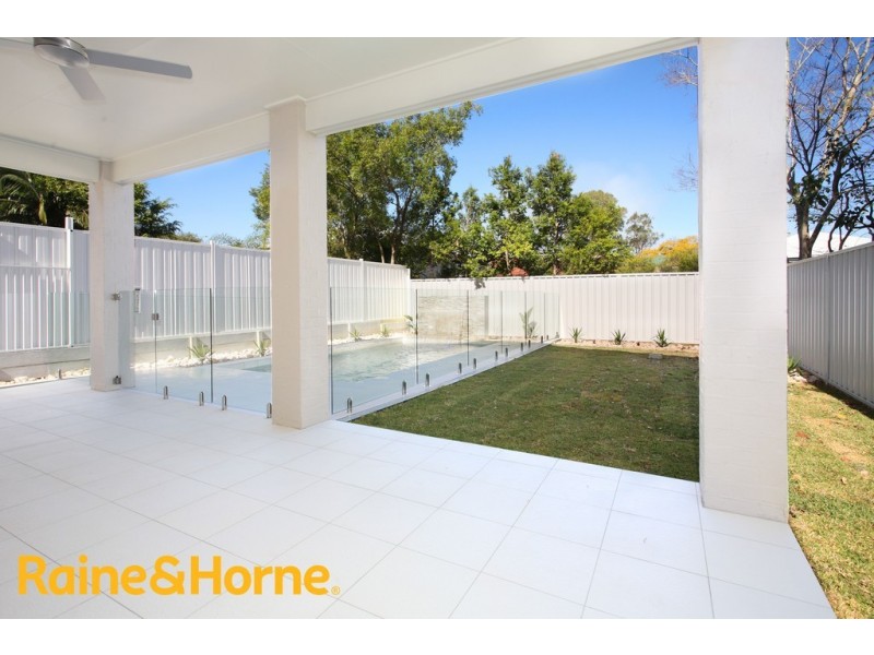 13 Brisbane Avenue, Camp Hill QLD 4152