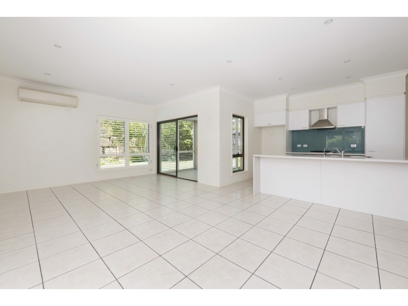 102 Tristania Way, Mount Gravatt East QLD 4122