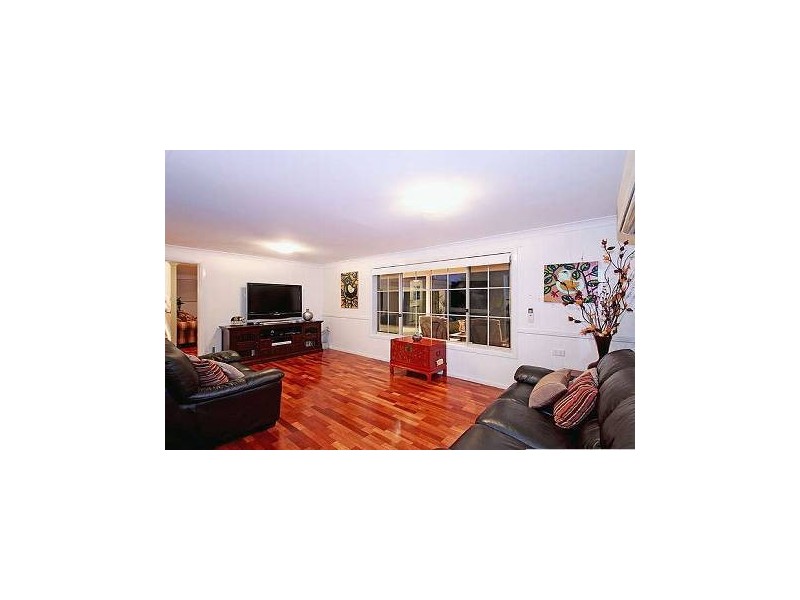 24 Avenell Street, Wishart QLD 4122