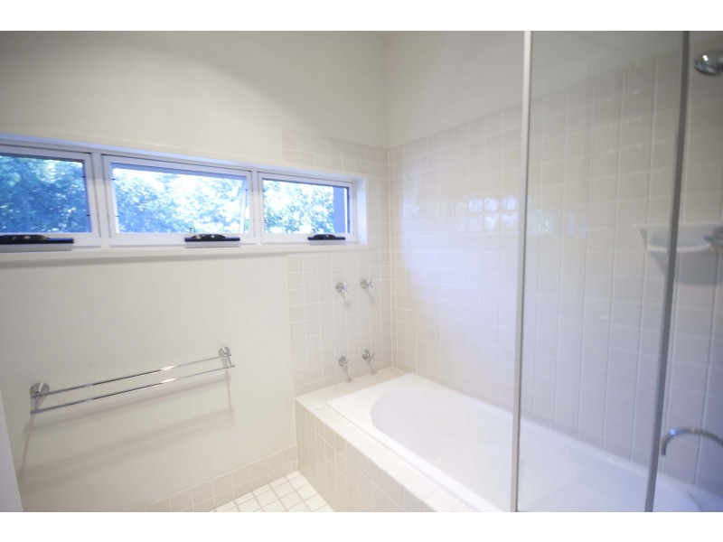 2 Calliope Circuit, Murarrie QLD 4172