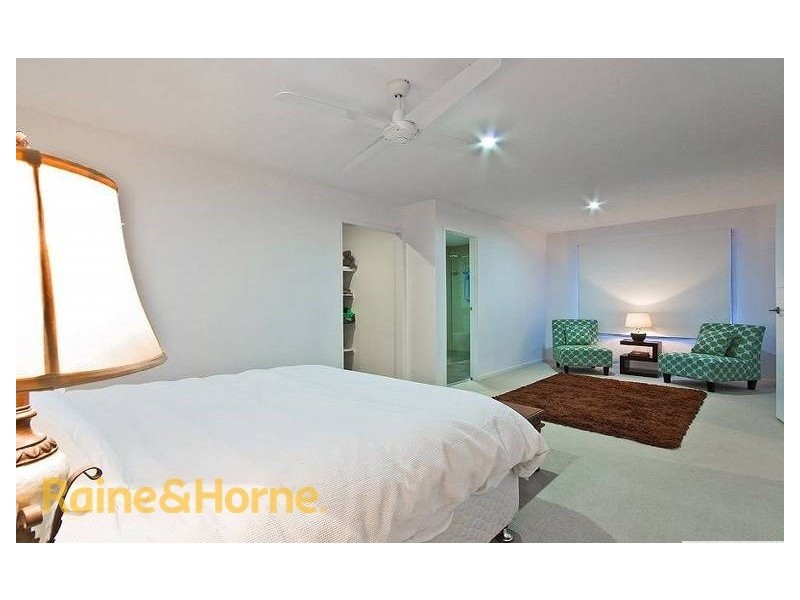 11a Laurie Street, Carina Heights QLD 4152