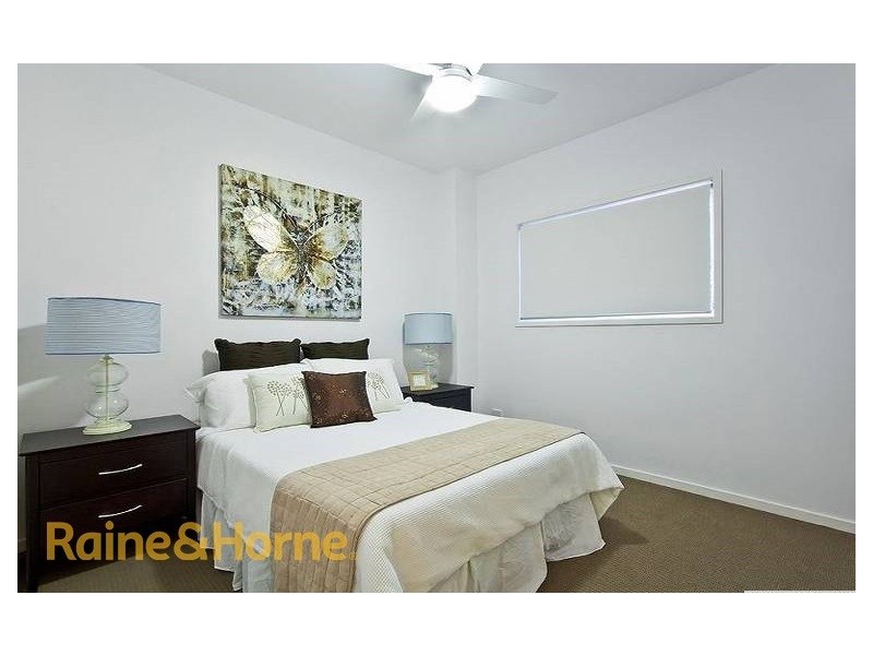11a Laurie Street, Carina Heights QLD 4152