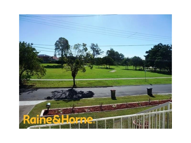 11 Morven Street, Camp Hill QLD 4152