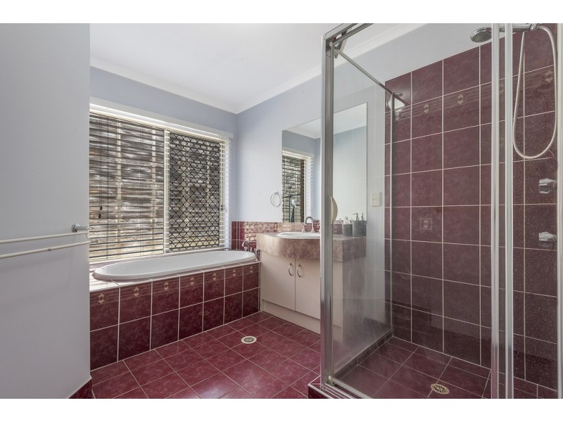 58 Silky Oak Crescent, Carindale QLD 4152