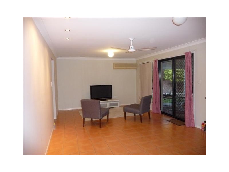 38 Aspen Street, Carindale QLD 4152