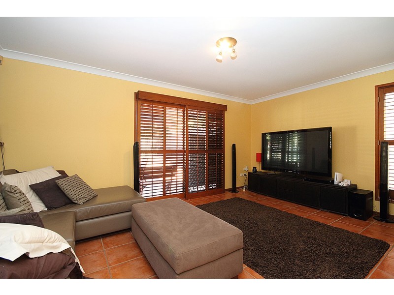 12 Myola Court, Carindale QLD 4152