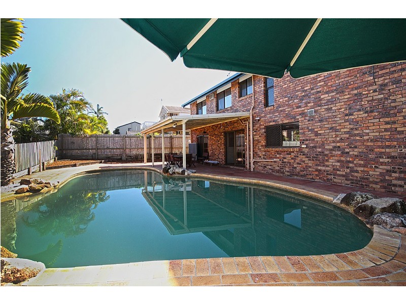 12 Myola Court, Carindale QLD 4152