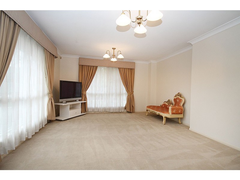 9 Michelangelo Crescent, Mackenzie QLD 4156