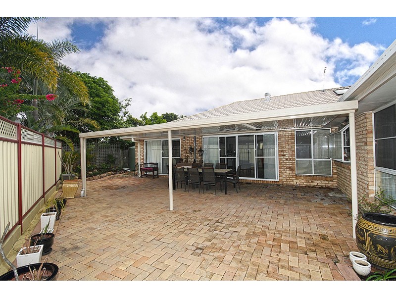 9 Michelangelo Crescent, Mackenzie QLD 4156