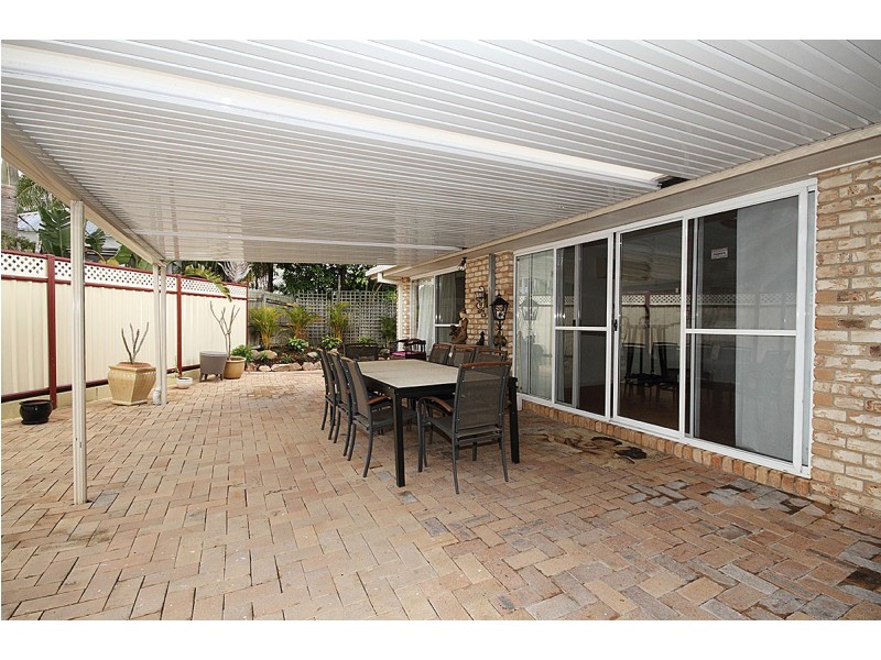 9 Michelangelo Crescent, Mackenzie QLD 4156