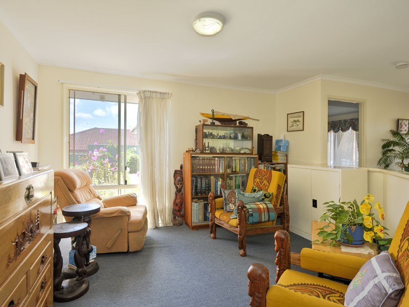 27 Braemar Place, Carindale QLD 4152