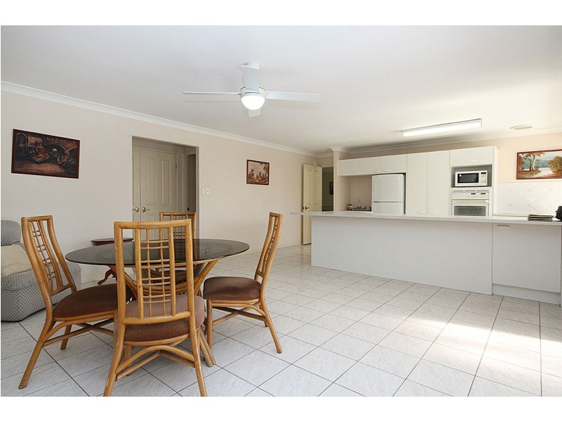 5 Hiley Court, Carindale QLD 4152