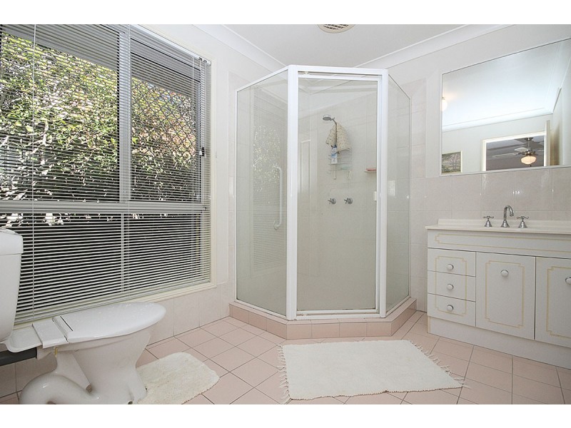 5 Hiley Court, Carindale QLD 4152