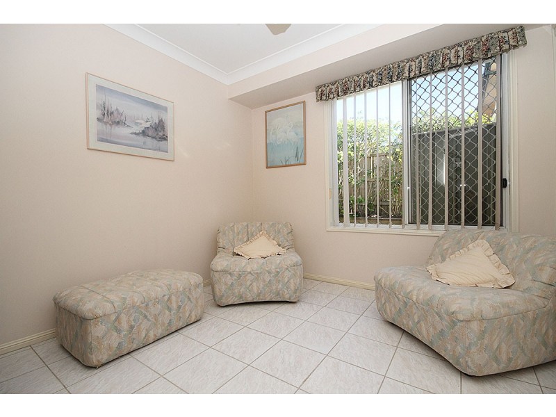 5 Hiley Court, Carindale QLD 4152