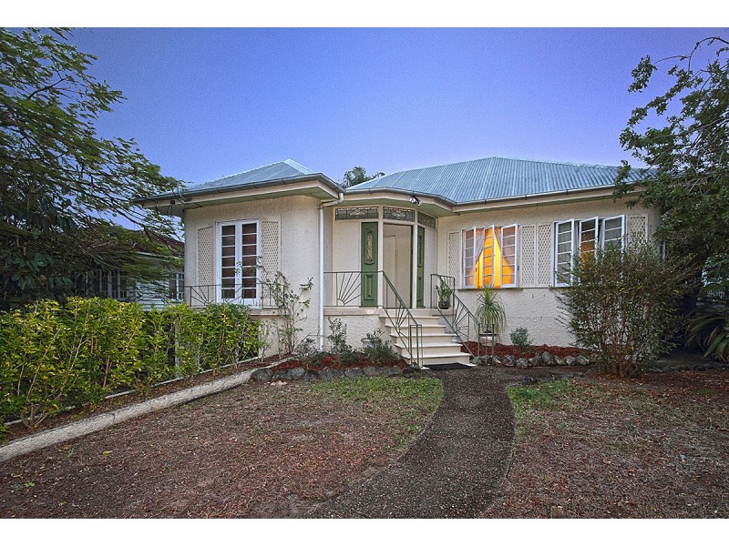 60 Donald Street, Camp Hill QLD 4152