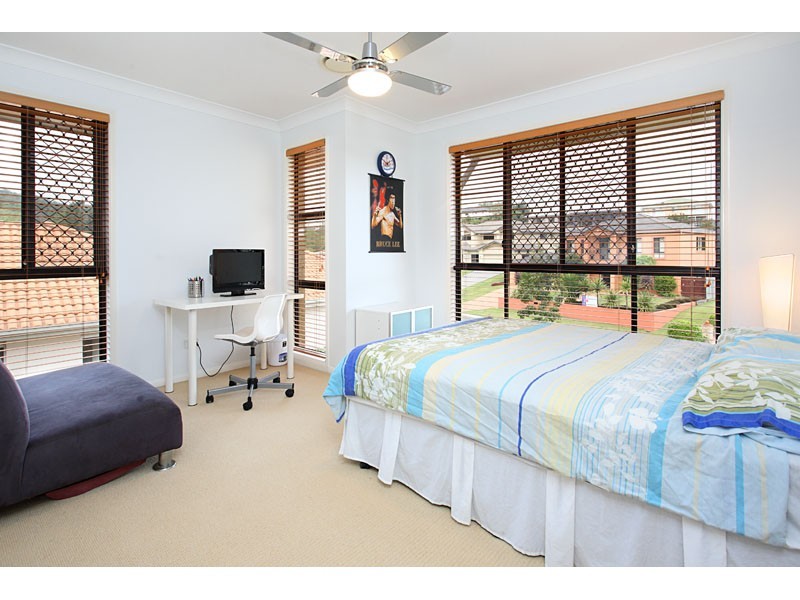 50 Kenilworth Place, Carindale QLD 4152