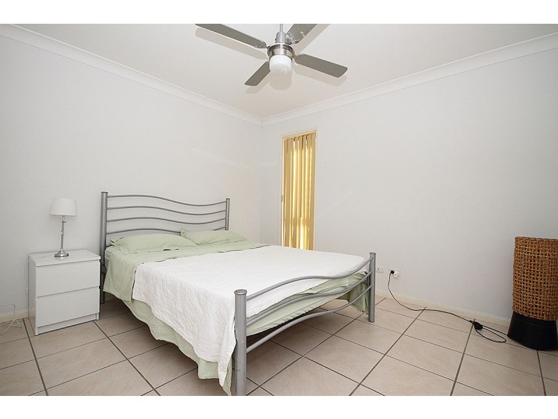 50 Kenilworth Place, Carindale QLD 4152