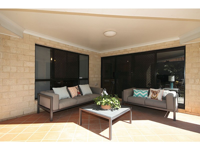 50 Kenilworth Place, Carindale QLD 4152