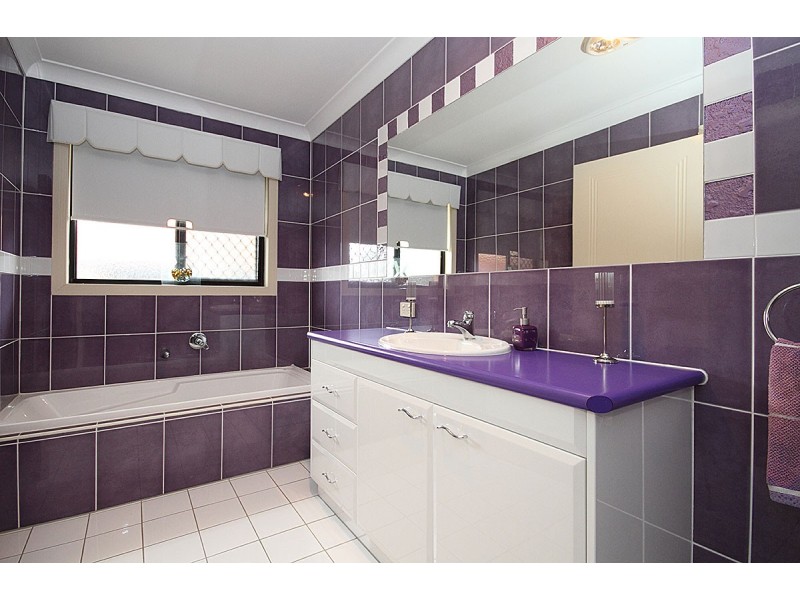 3 Chichester Court, Carindale QLD 4152