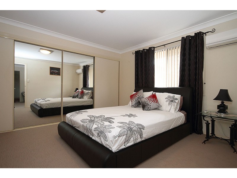 3 Chichester Court, Carindale QLD 4152