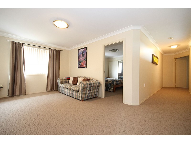 3 Chichester Court, Carindale QLD 4152