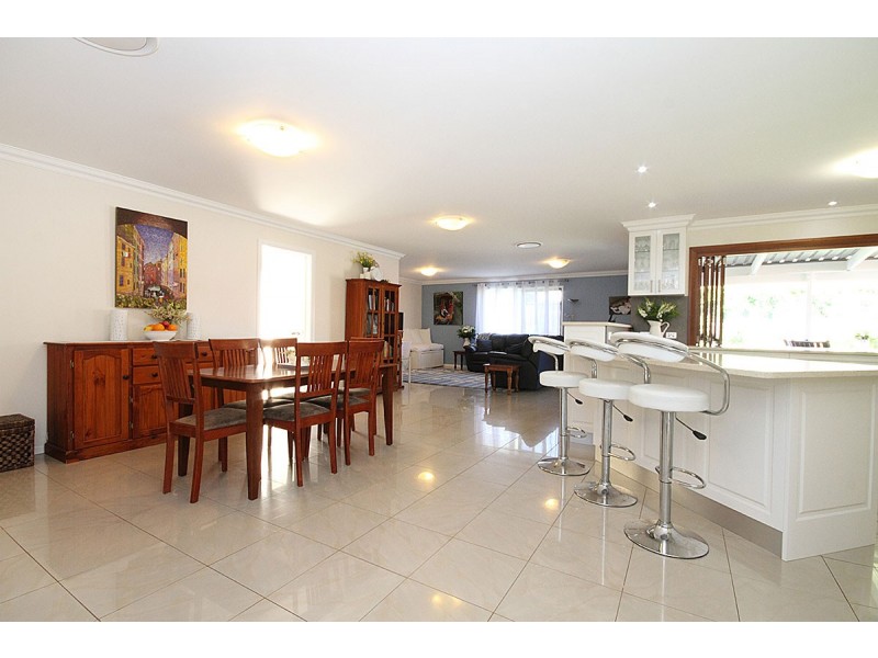 14 Conda Place, Carindale QLD 4152