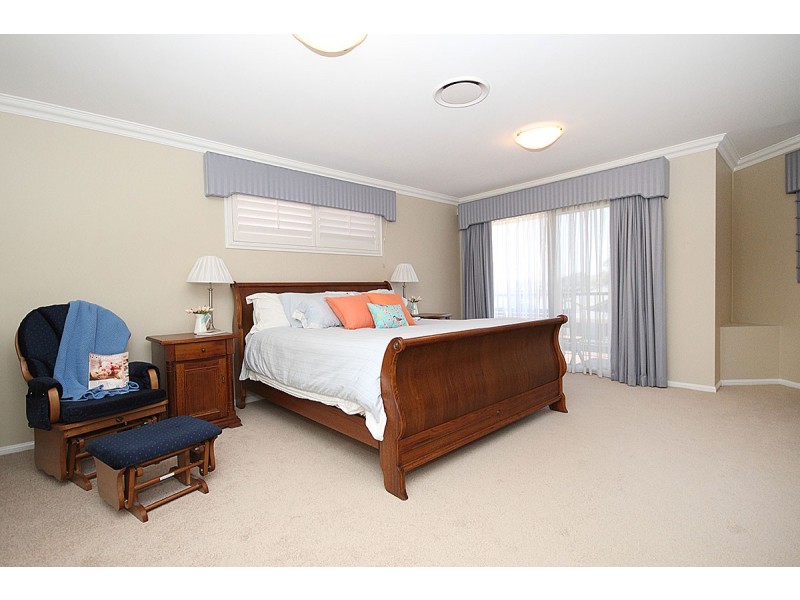 14 Conda Place, Carindale QLD 4152