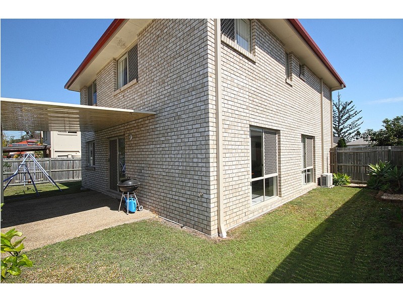 16 Holland Place, Carindale QLD 4152