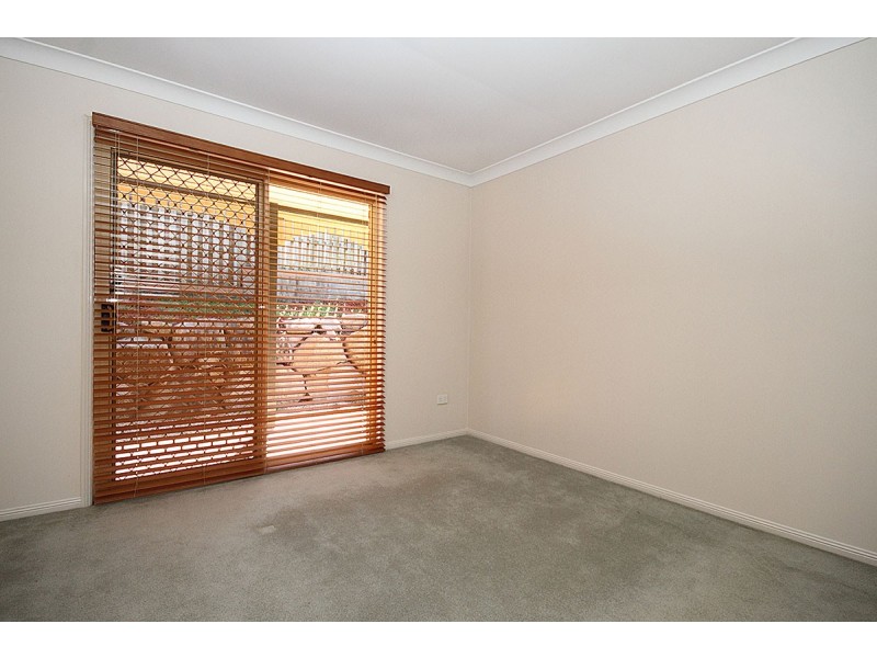 3 Ashbourne Close, Carindale QLD 4152