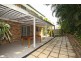 2 ENGELMANN CL, Carindale QLD 4152