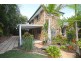 2 ENGELMANN CL, Carindale QLD 4152