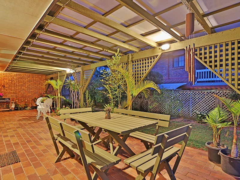 37 Breadalbane Street, Carindale QLD 4152