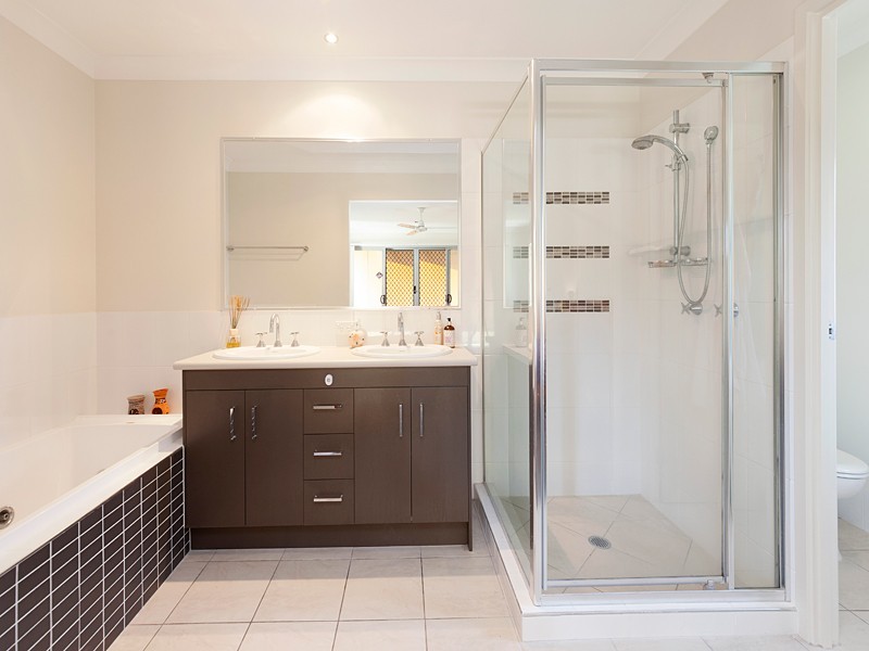 22 Treetop Place, Manly West QLD 4179