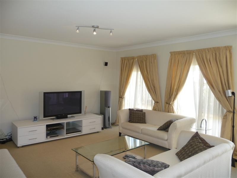 3 Puccini Place, Mackenzie QLD 4156