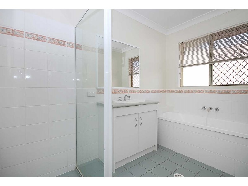 3 Puccini Place, Mackenzie QLD 4156