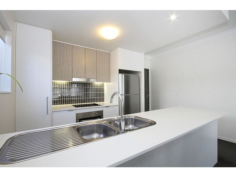 14-66 Waldheim Street, Annerley QLD 4103