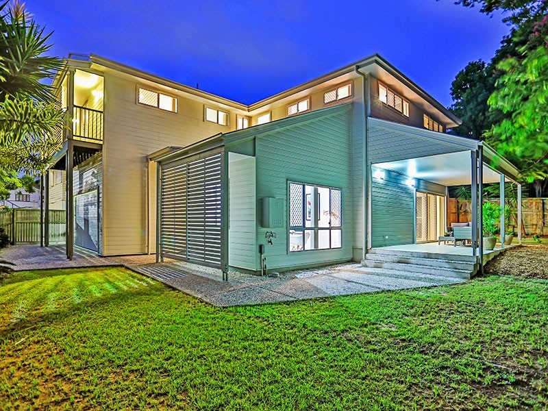 19 City View Road, Camp Hill QLD 4152