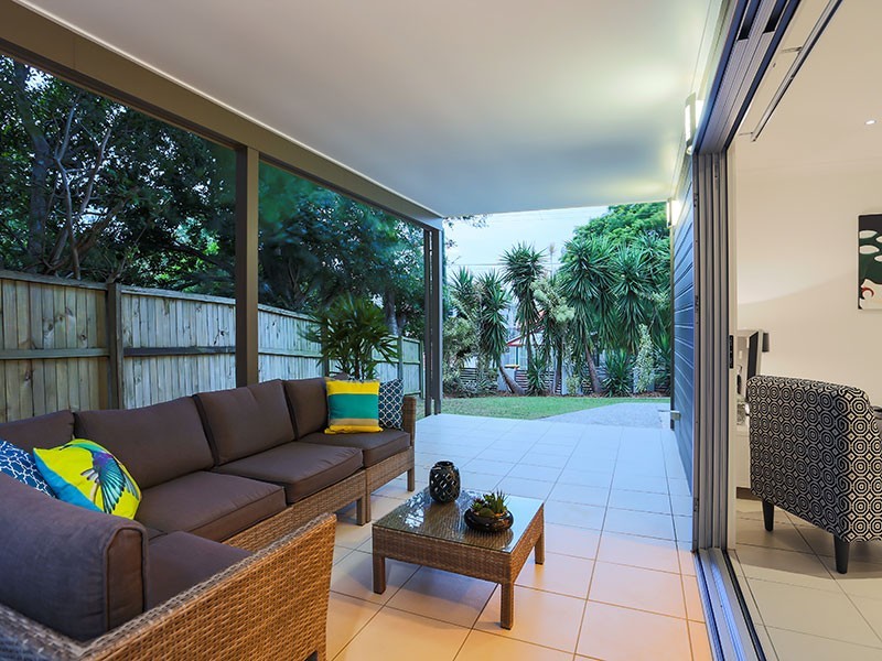 19 City View Road, Camp Hill QLD 4152