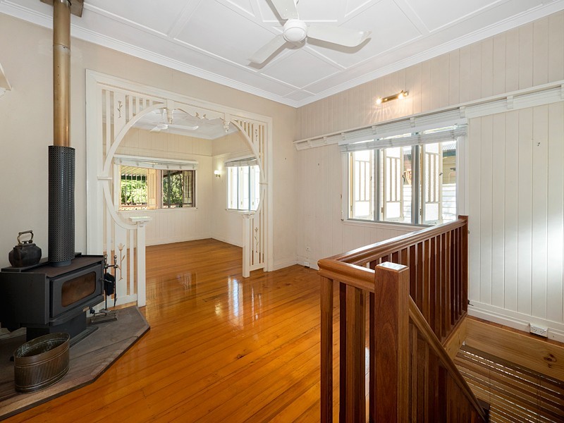 4 Nellie Street, Camp Hill QLD 4152