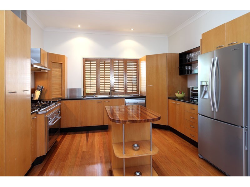 28 St Andrews Crescent, Carindale QLD 4152